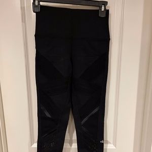 Black Alo leggings